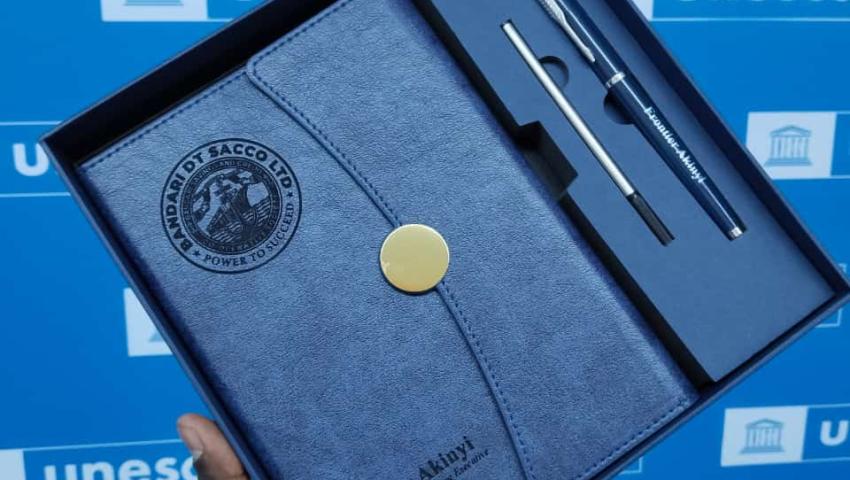 Building a Strong Brand Identity: Standing Out from the Crowd