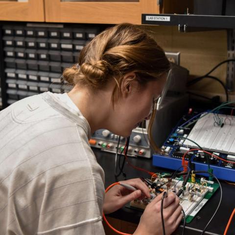 Staying Ahead of the Curve: Embracing Innovation in Business